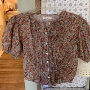 Really flattering Doen cropped Blouse